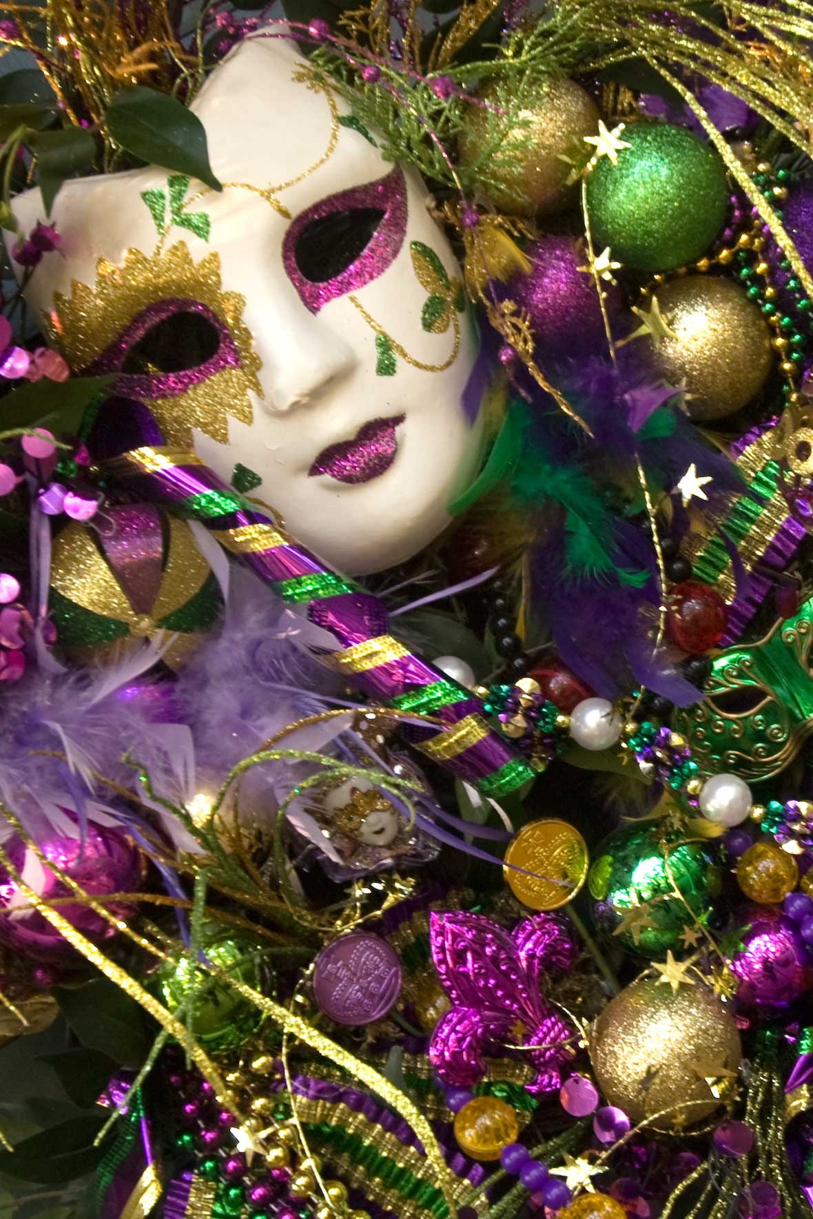 mardi-gras-mask-for-class.jpg